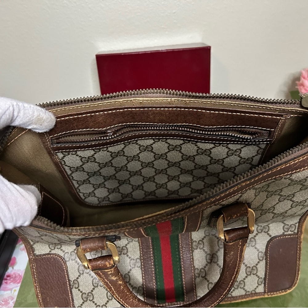 Gucci Beige and Brown Monogram 2-Way - Main zipper has been replaced - Picture 6 of 11